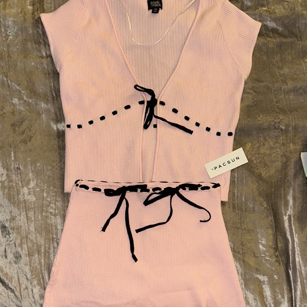 Pink Knit Skirt Set with Black Ties